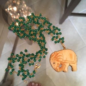 Ivory elephant 🐘 Yoga necklace NWOT